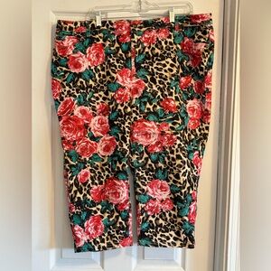 Animal Print/Roses Capri Pants